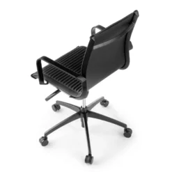Poltrona da ufficio design Brenton, schienale basso, struttura nera, ecopelle