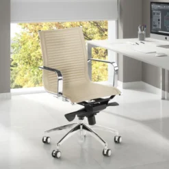 Poltrona ufficio design Brenton, telaio in acciaio, schienale basso