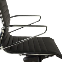 Poltrona Ufficio design Cagliari, schienale alto, pelle naturale