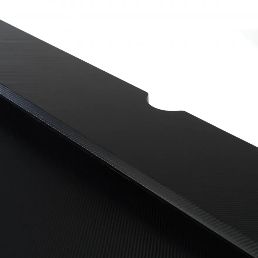 Scrivania Gaming GT, fibra di carbonio, gambe a croce
