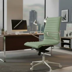 Sedia da ufficio Design Cagliari, struttura bianca, schienale basso, ecopelle
