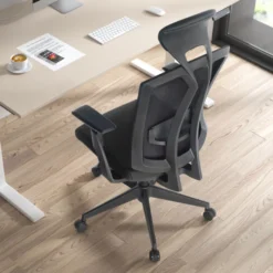 Sedia Ergonomica Ridley, poggiatesta, meccanismo sincronizzato
