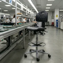 Sgabello da lavoro MaxWork X1, poliuretano rigido, anello poggiapiedi