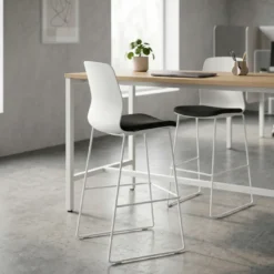Sgabello da Ufficio Swing, Design elegante, Gambe in metallo